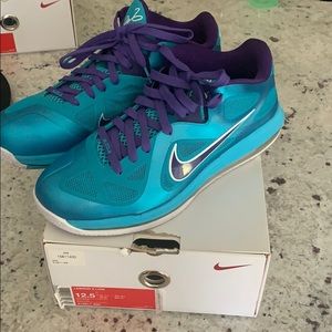 Men’s Nike Lebron 9